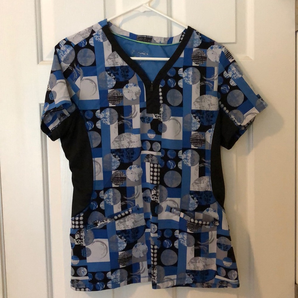 Scrub Top. Premiere by Healing Hands